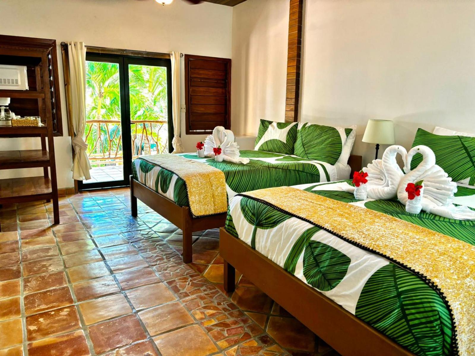 Готель Azure Del Mar Maya Beach Екстер'єр фото