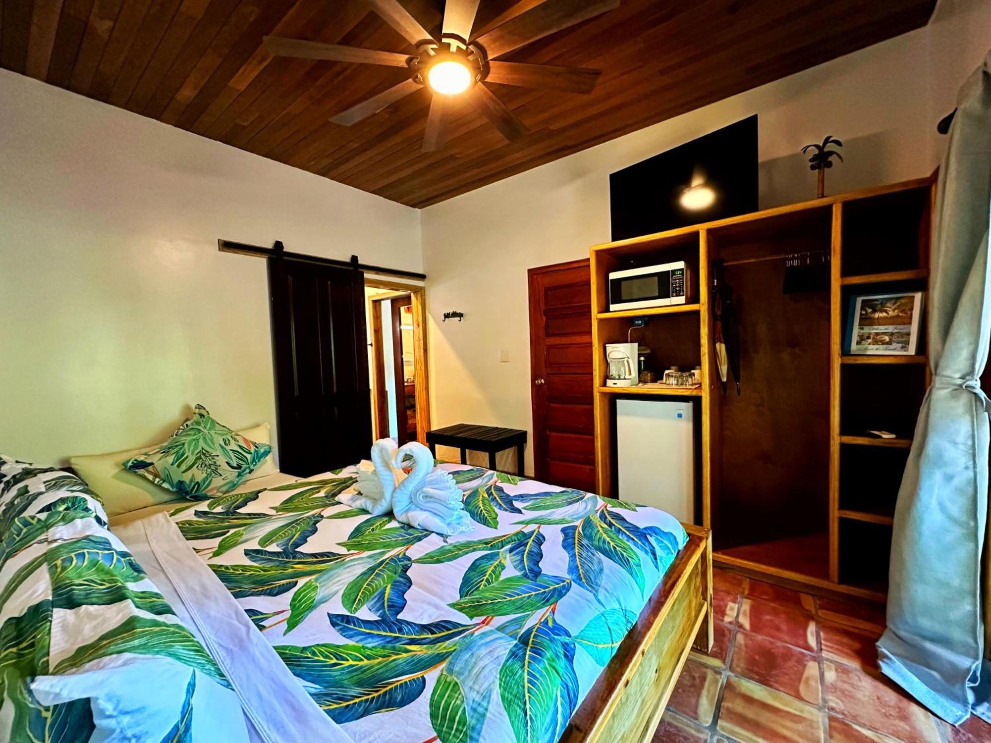 Готель Azure Del Mar Maya Beach Екстер'єр фото